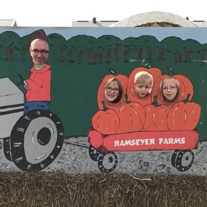 Meet your Posher, Robert